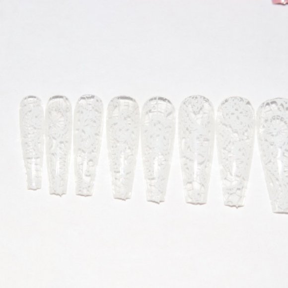 Black and White Lace- press on nail set - Picture 6 of 10
